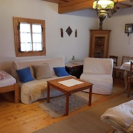 Drevenica Traditional Cottage Old Centre 주베레츠 외부 사진