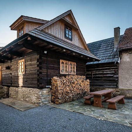 Drevenica Traditional Cottage Old Centre 주베레츠 외부 사진
